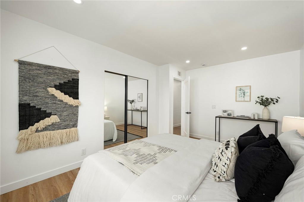 20952 Queens Park Lane