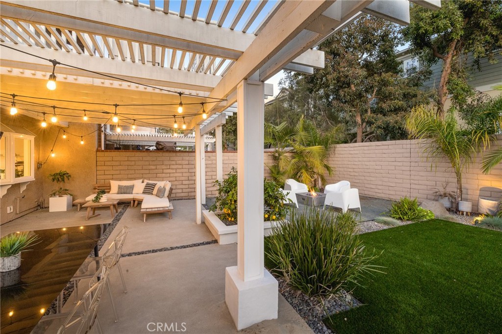 7752 Seabreeze Drive 43