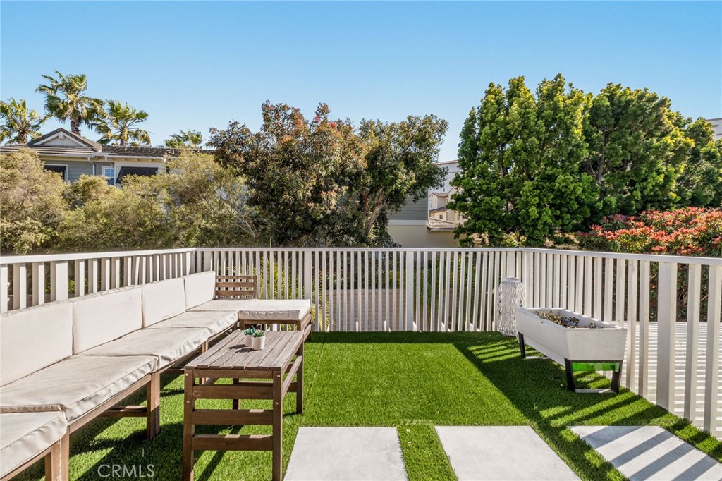 7752 Seabreeze Drive 43