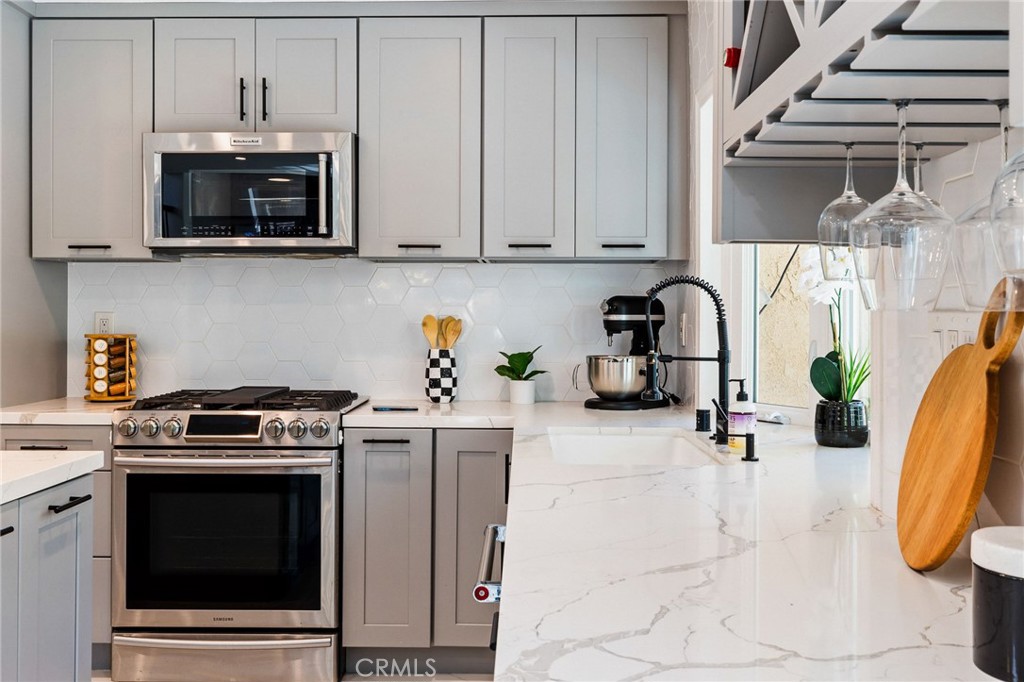 7752 Seabreeze Drive 43