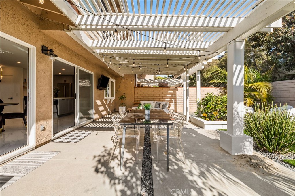 7752 Seabreeze Drive 43