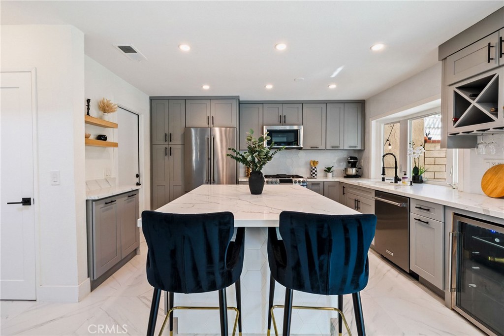 7752 Seabreeze Drive 43