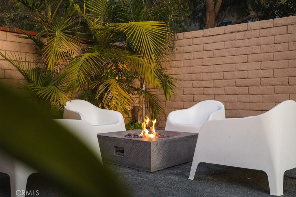 7752 Seabreeze Drive 43