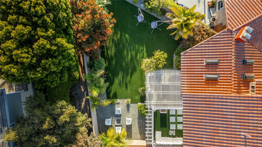 7752 Seabreeze Drive 43