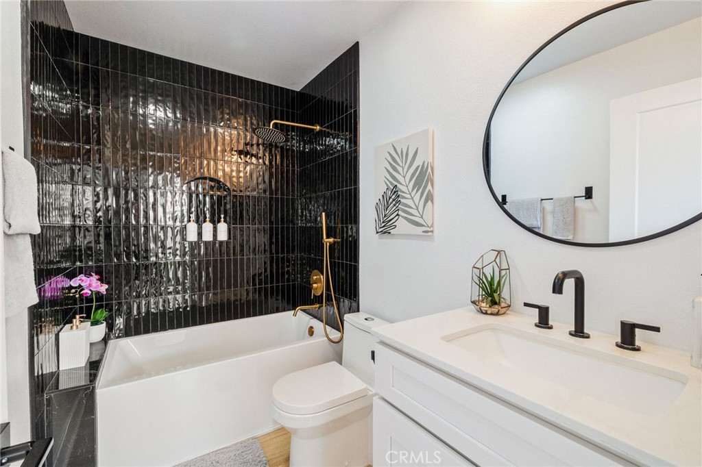 7752 Seabreeze Drive 43