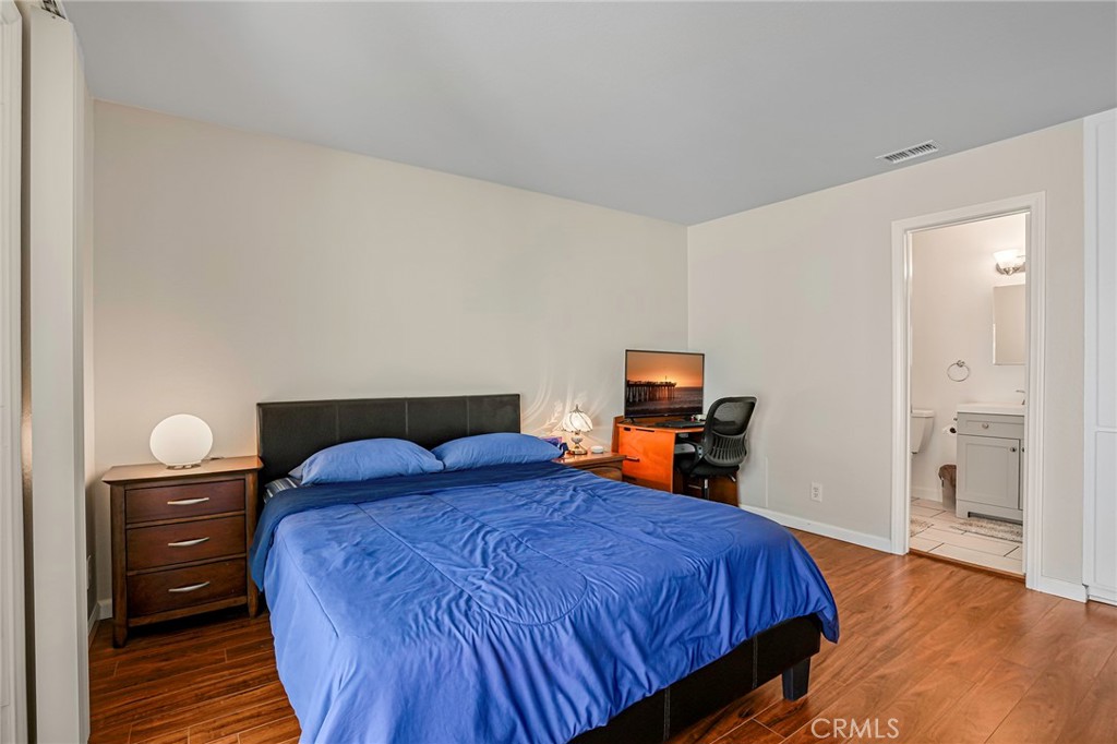 500 S Grevillea Avenue 2