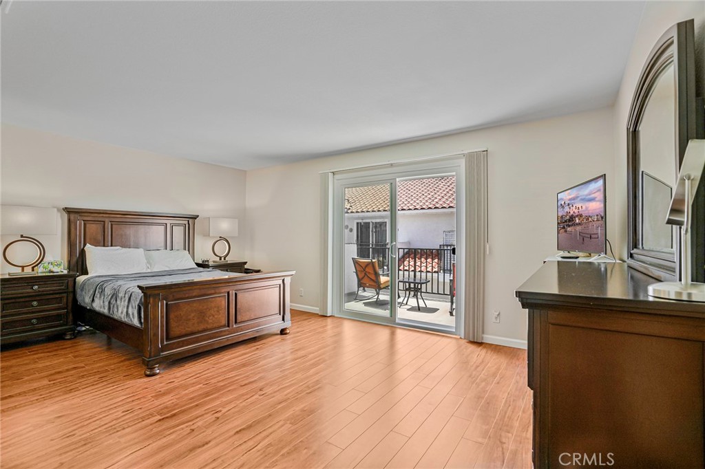 500 S Grevillea Avenue 2