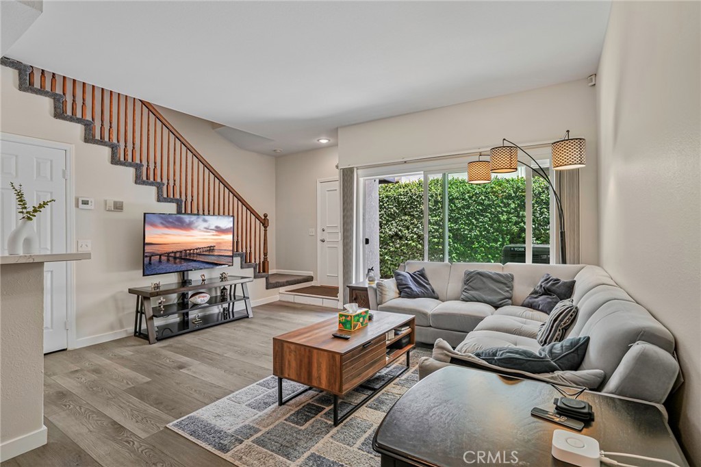 500 S Grevillea Avenue 2