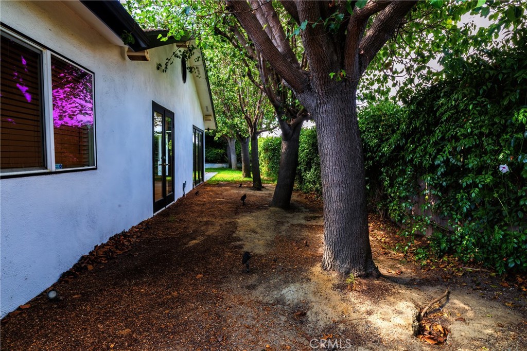 1223 N Studebaker Road