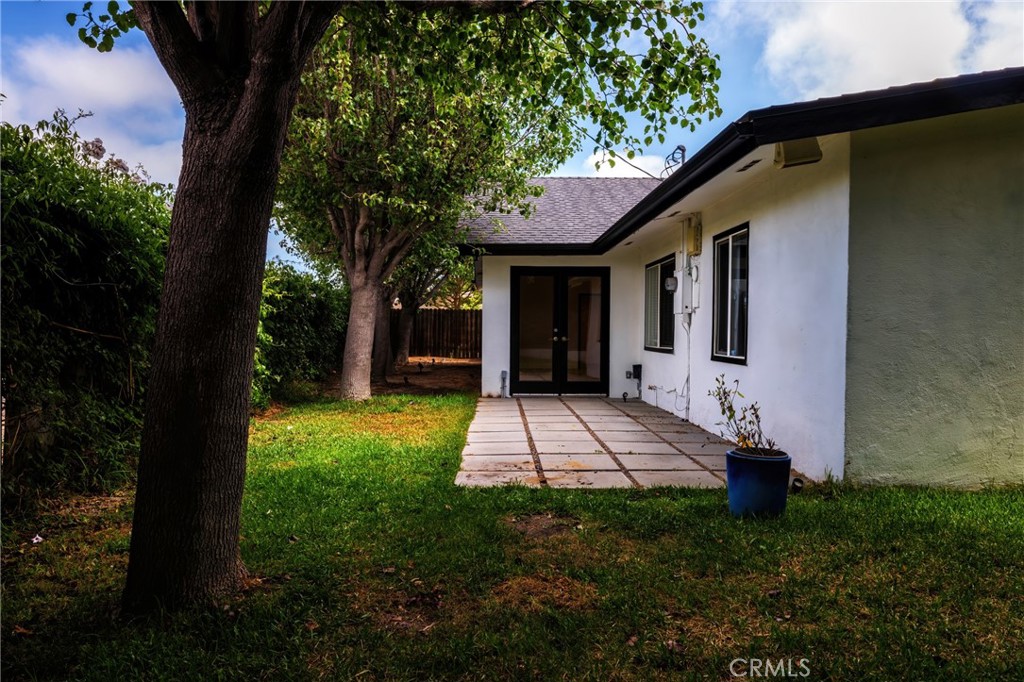 1223 N Studebaker Road