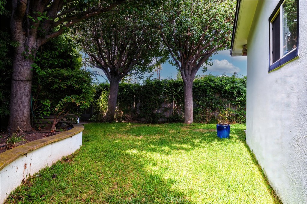 1223 N Studebaker Road