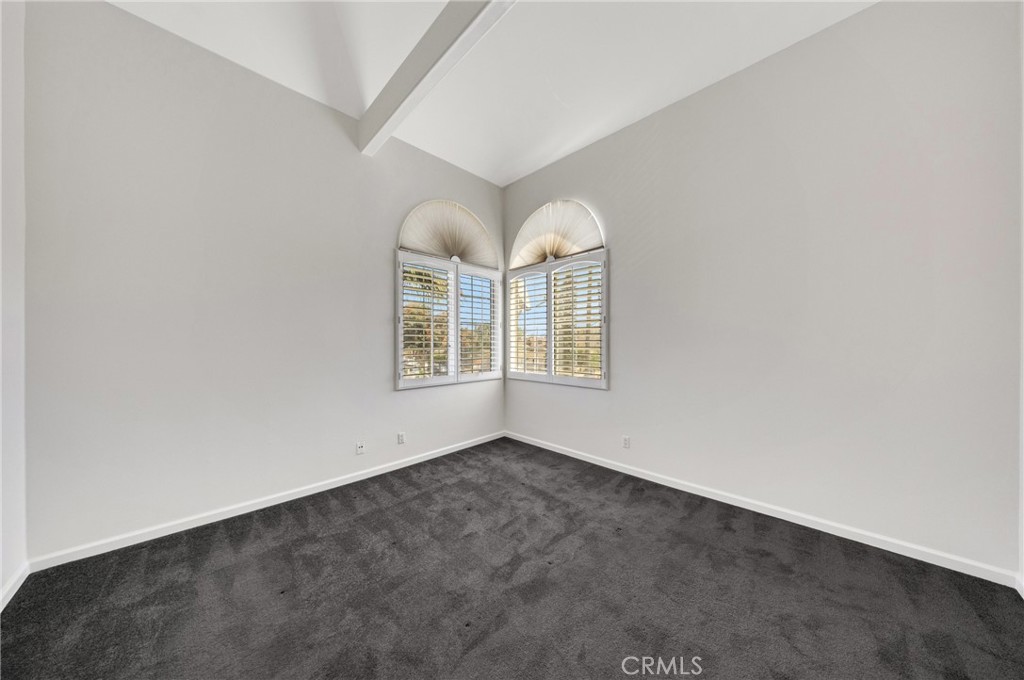 408 W Queen Street 101