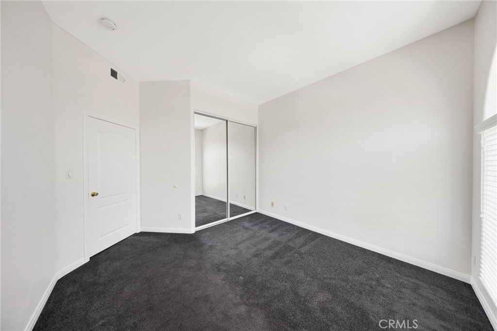 408 W Queen Street 101