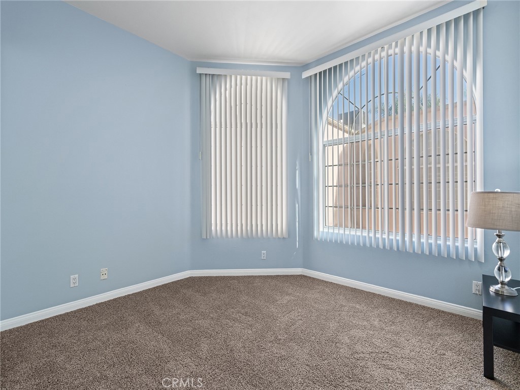 408 W Queen Street 111