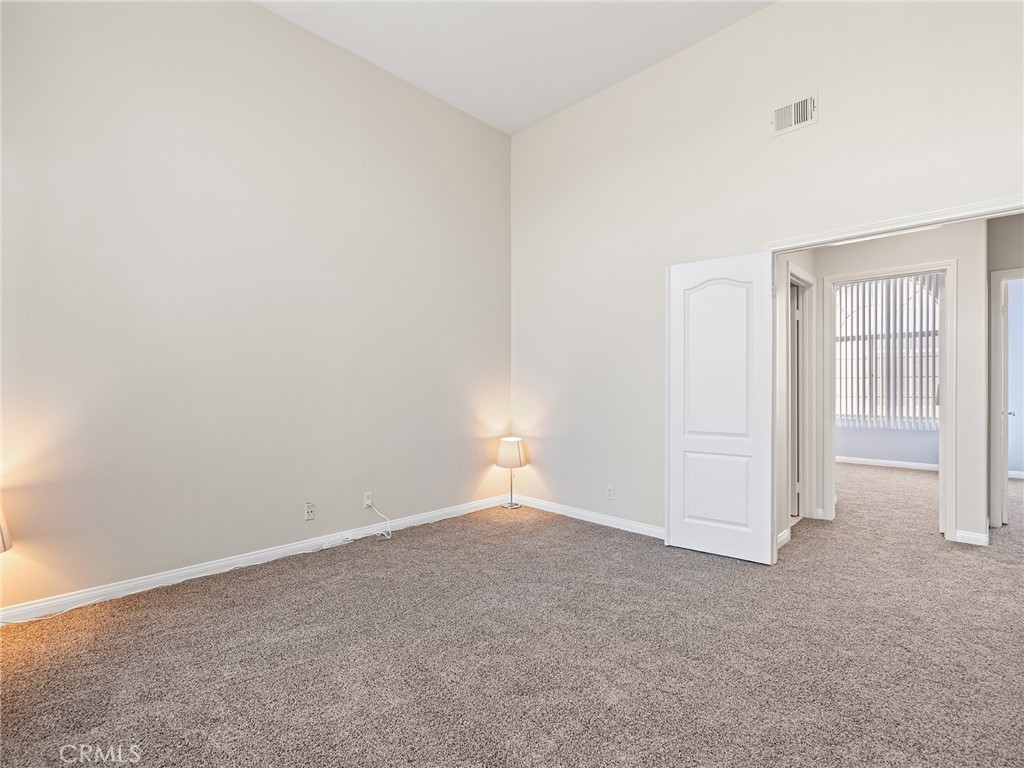 408 W Queen Street 111