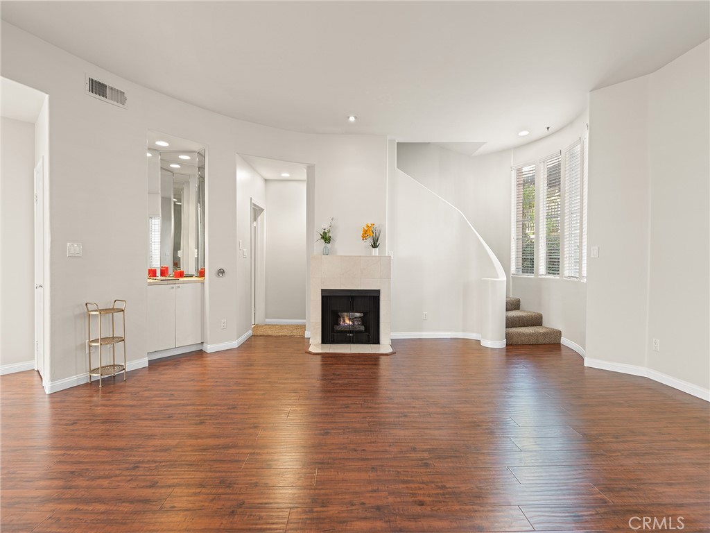 408 W Queen Street 111