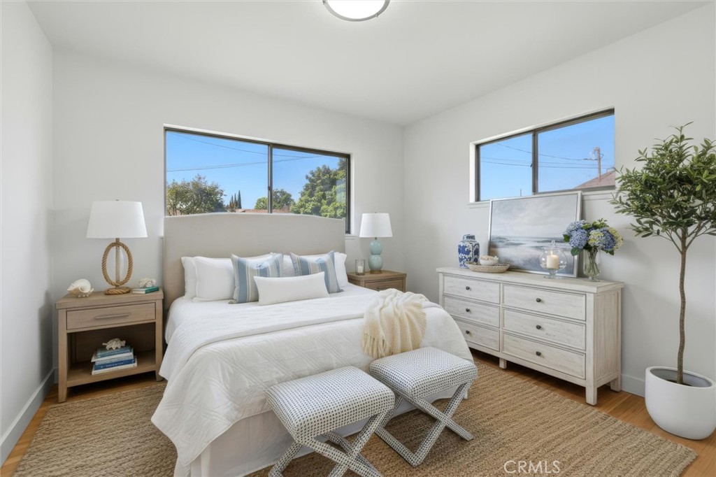 2620 N Dunbar Street