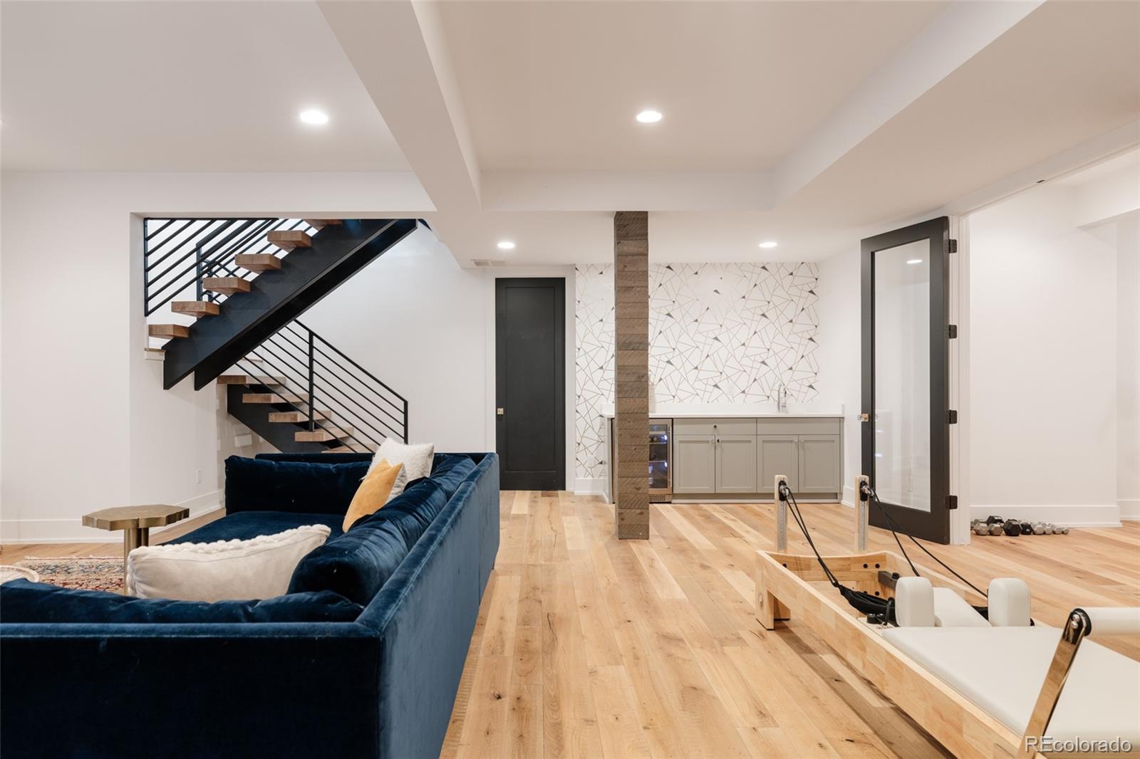 2530 S Monroe Street