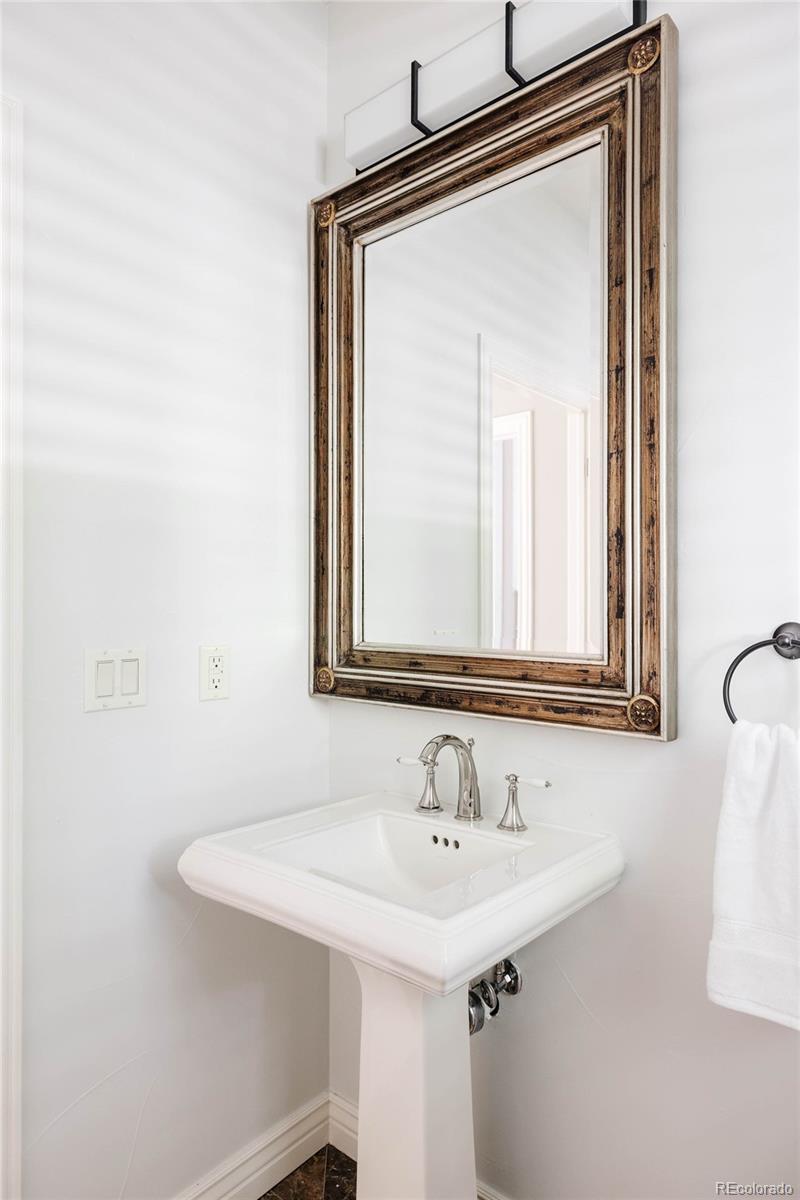 8748 E Wesley Avenue