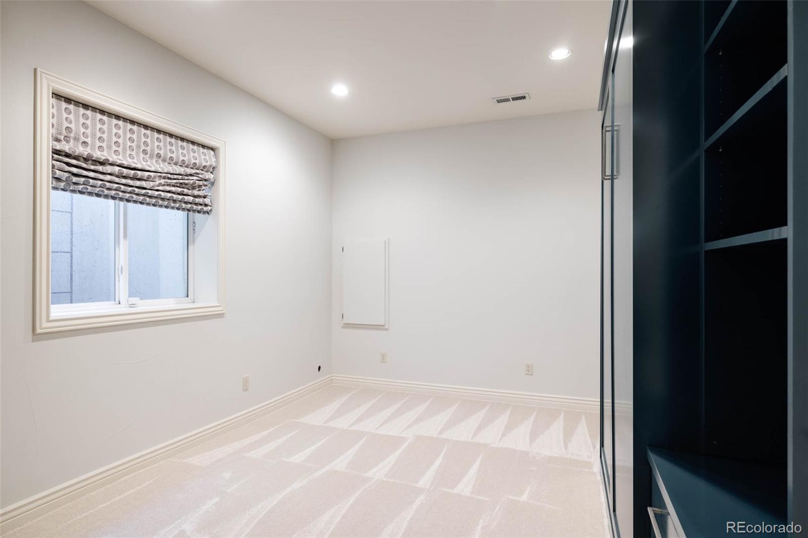 8748 E Wesley Avenue