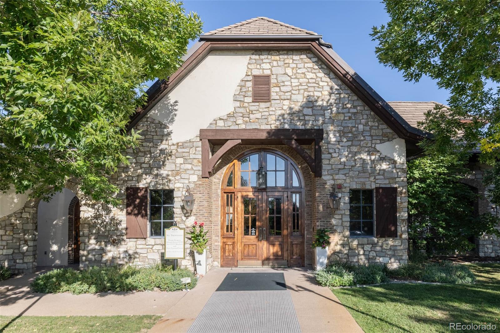 8748 E Wesley Avenue