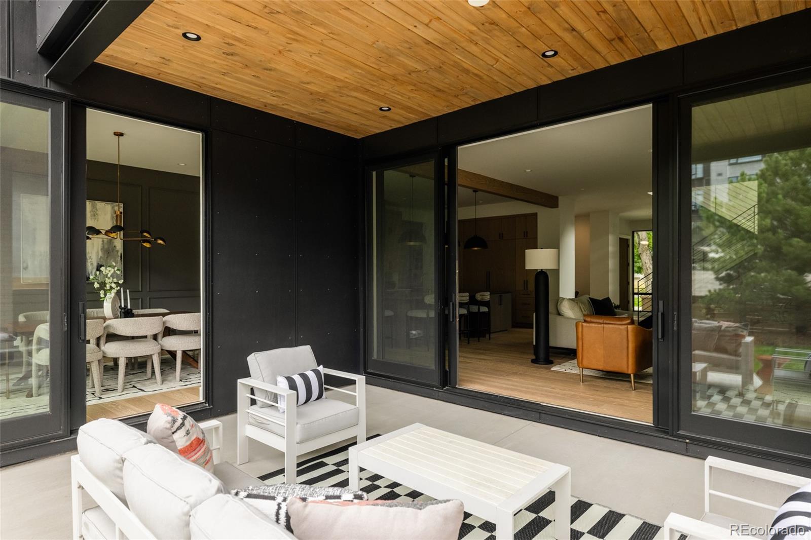 2435 S Josephine Street