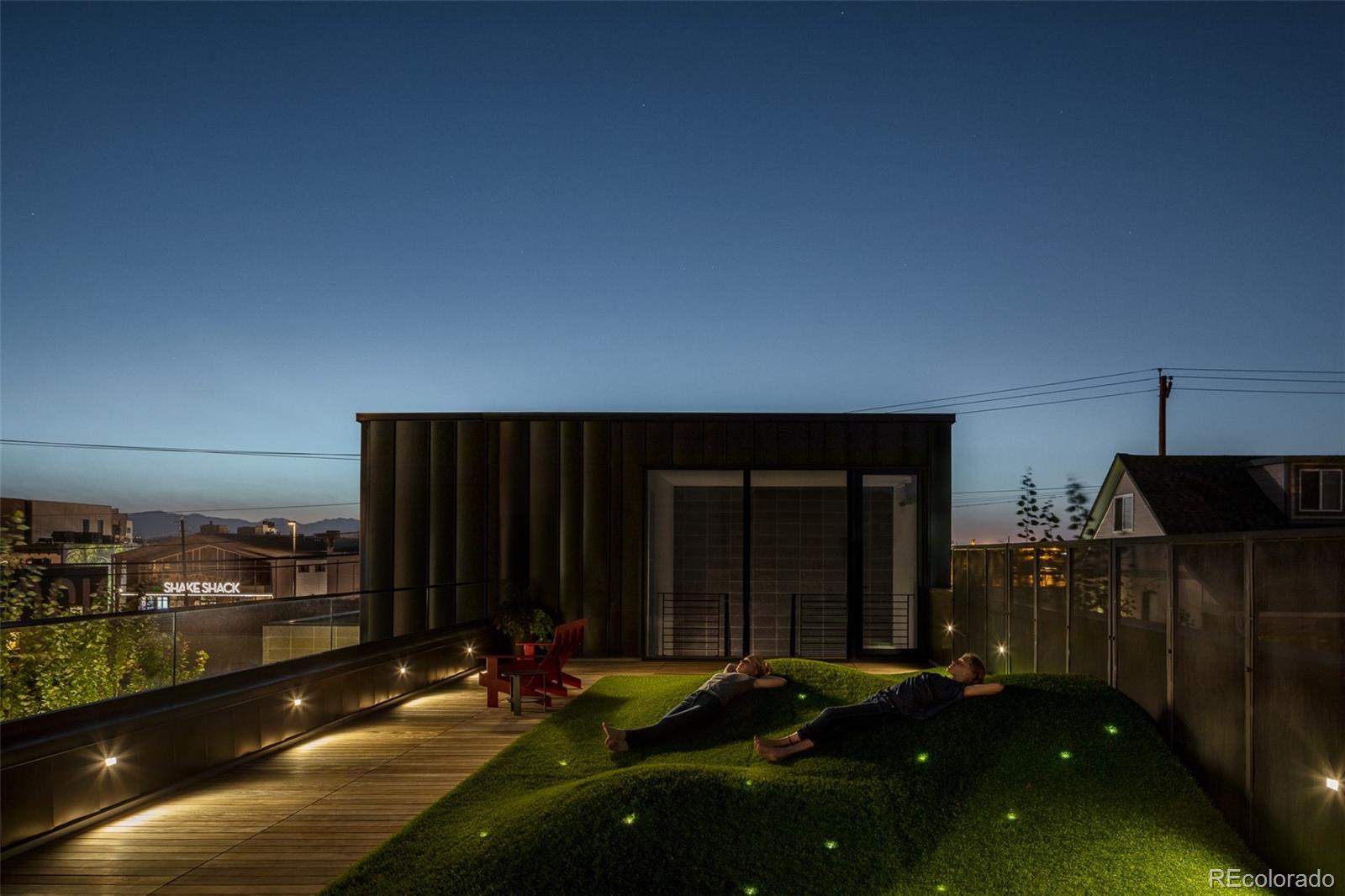 3011 Lawrence Street