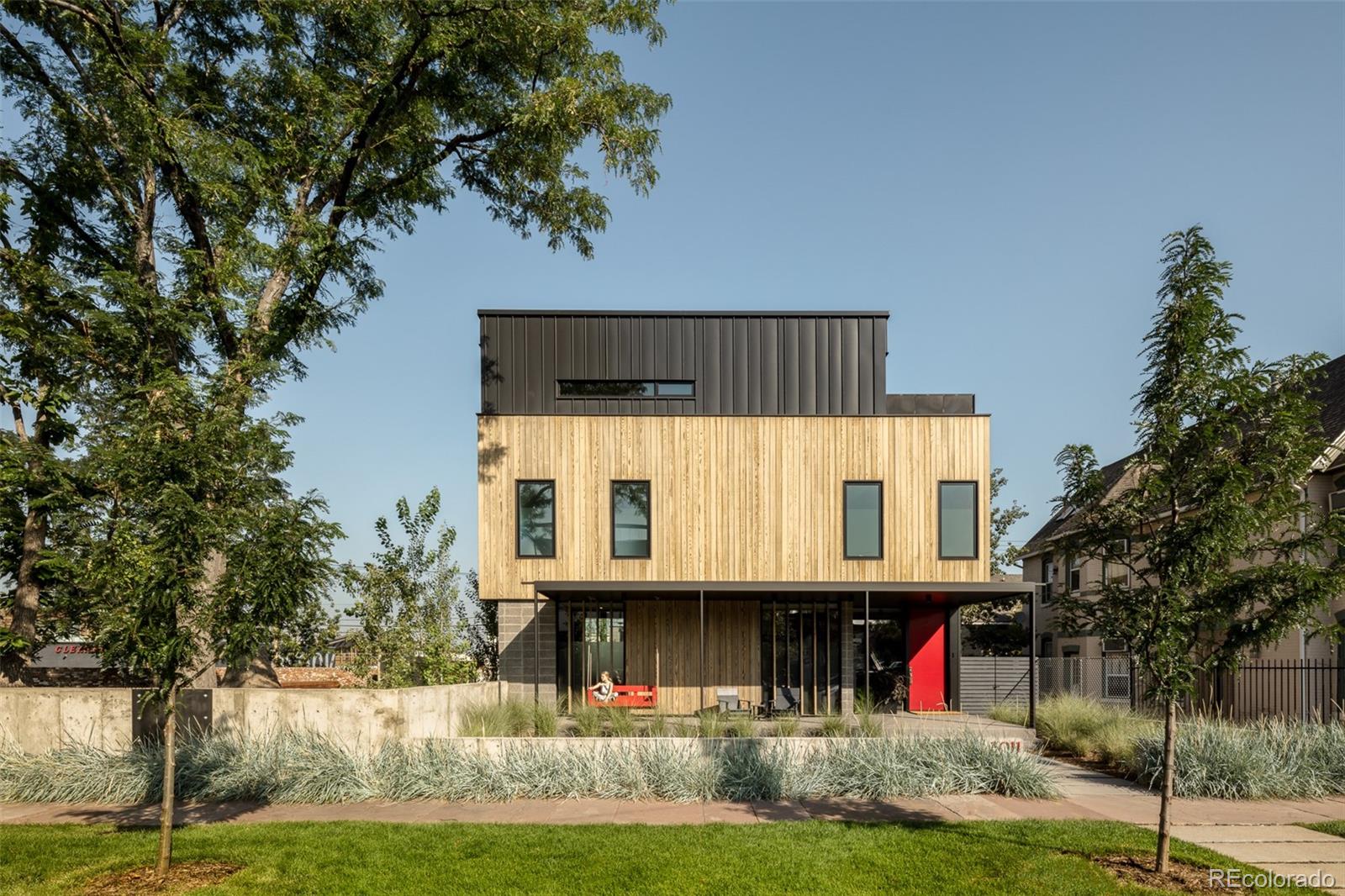 3011 Lawrence Street