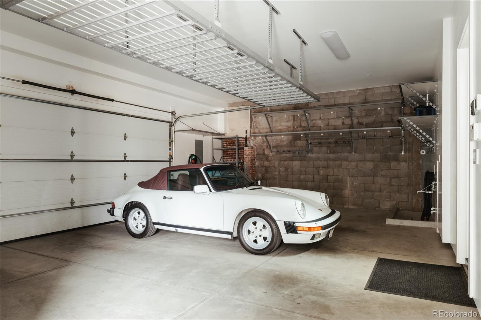 3011 Lawrence Street