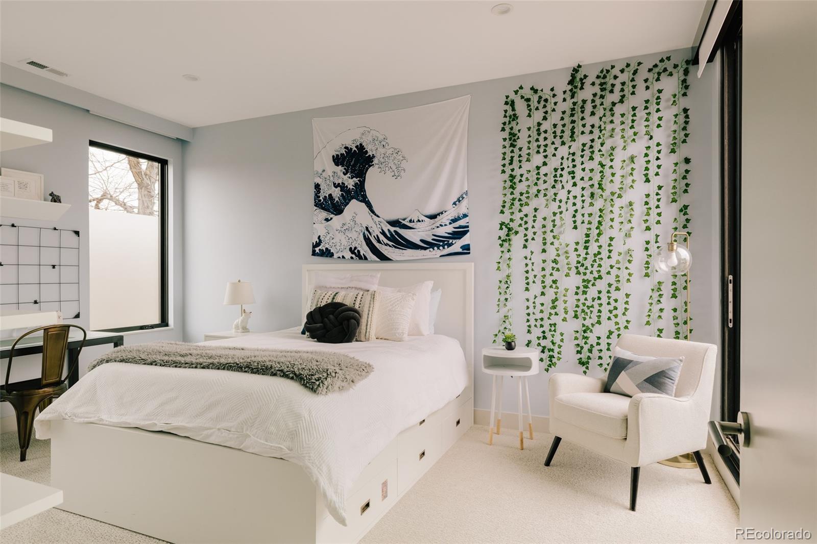 3011 Lawrence Street