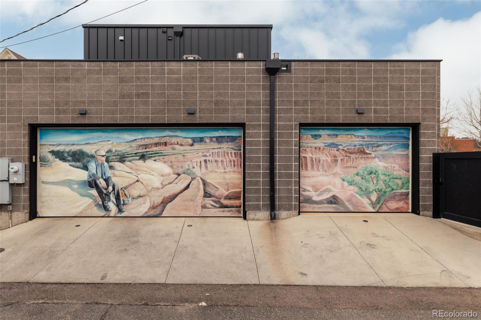 3011 Lawrence Street