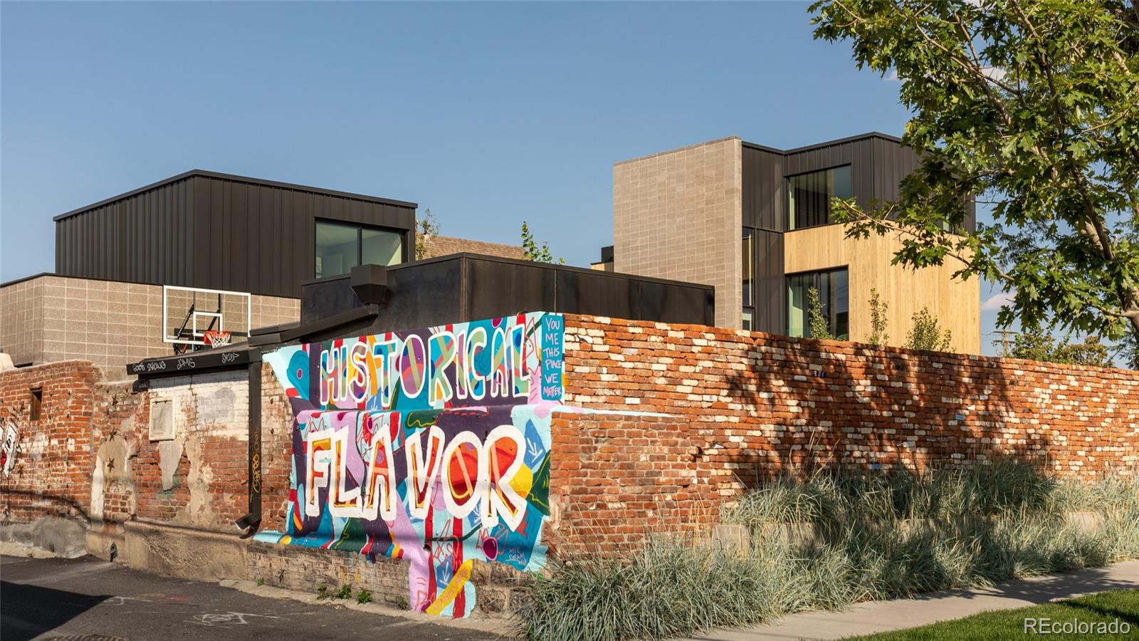 3011 Lawrence Street