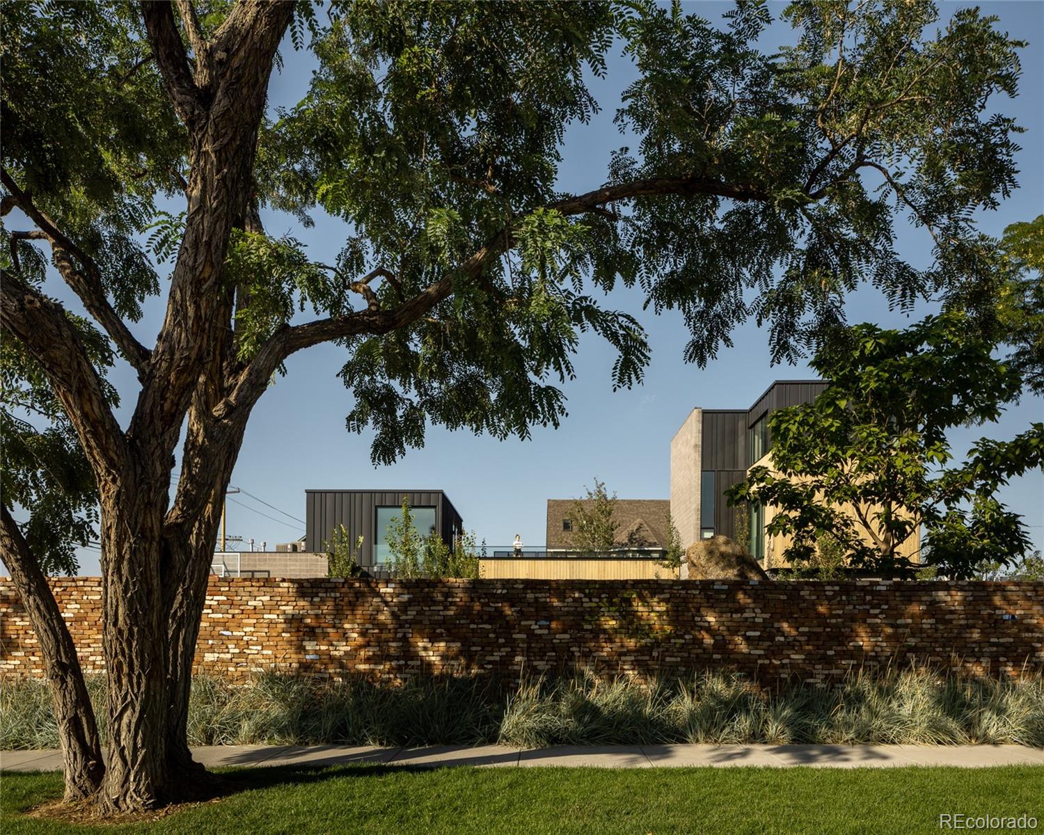 3011 Lawrence Street