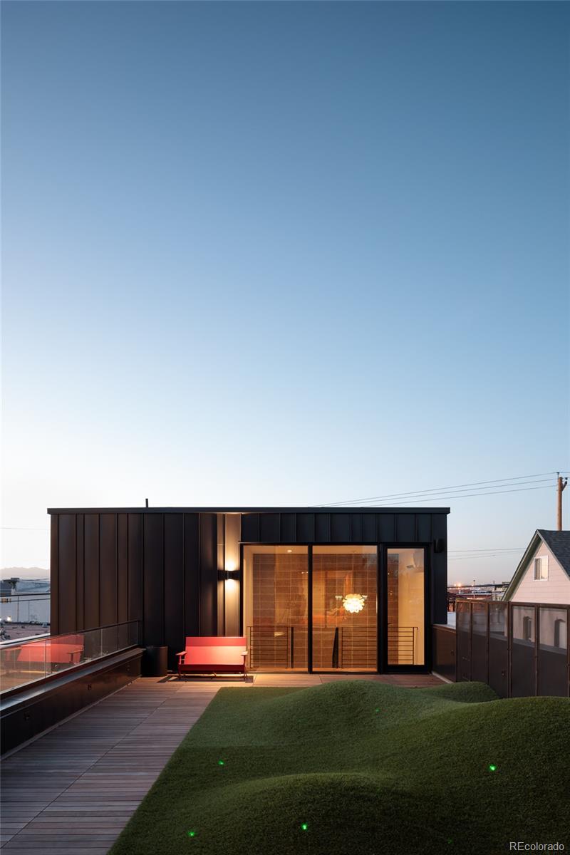 3011 Lawrence Street