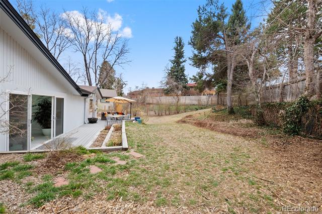 2070 Willow Lane