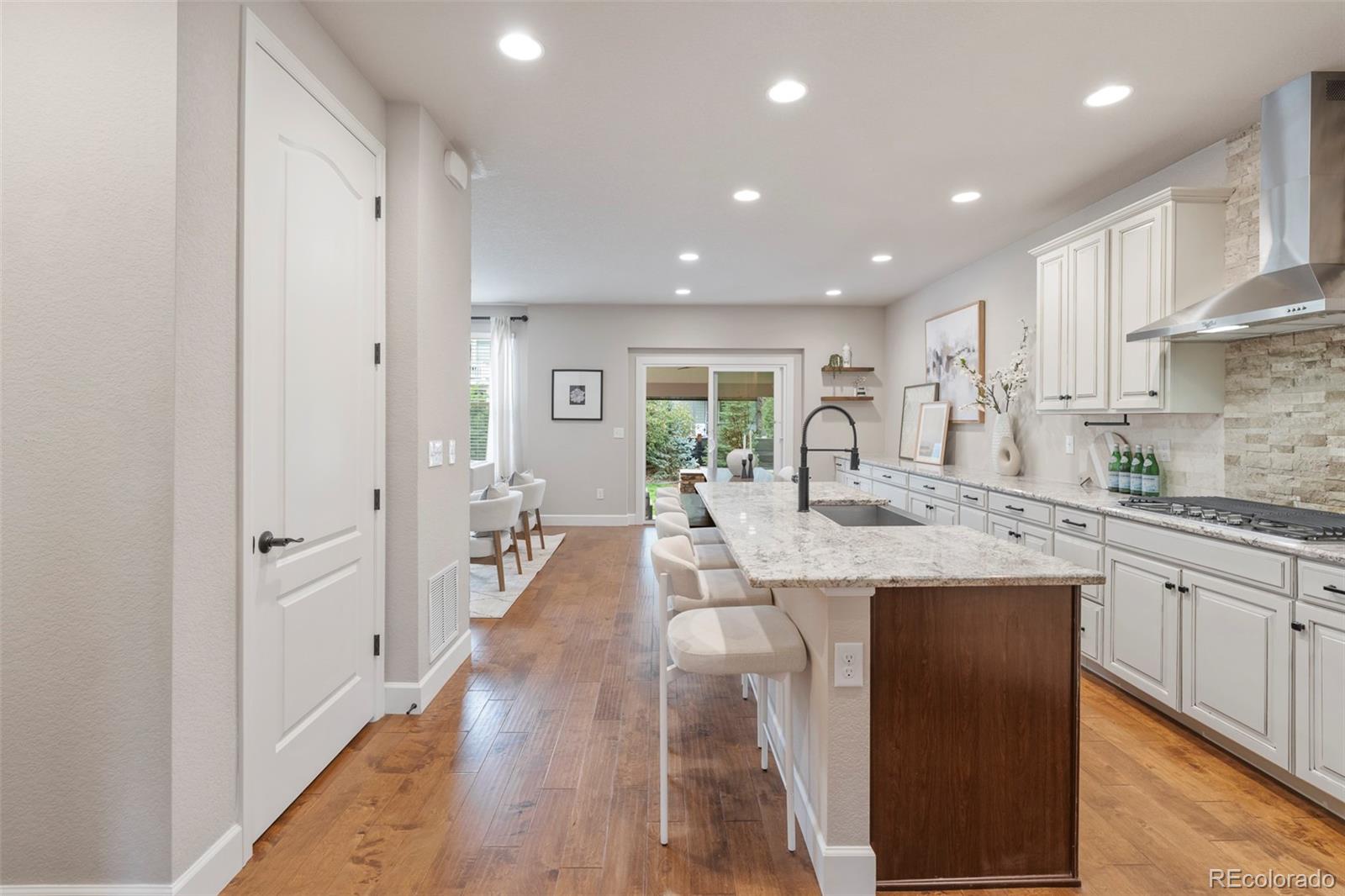 17039 W 86th Place