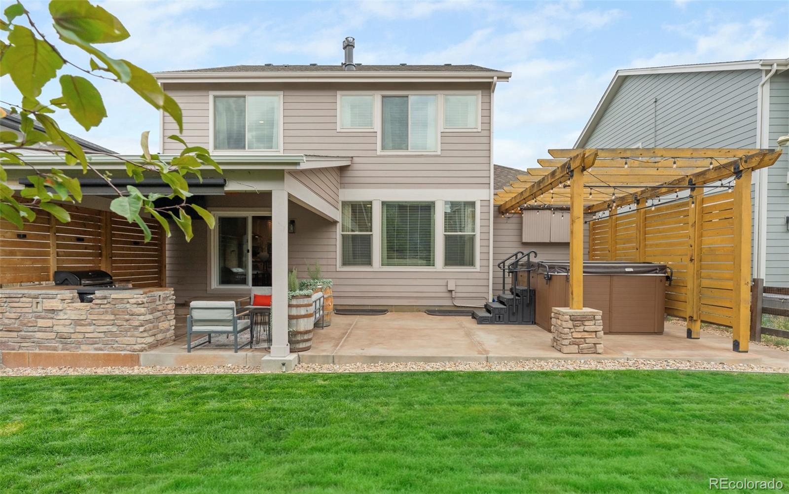 17039 W 86th Place