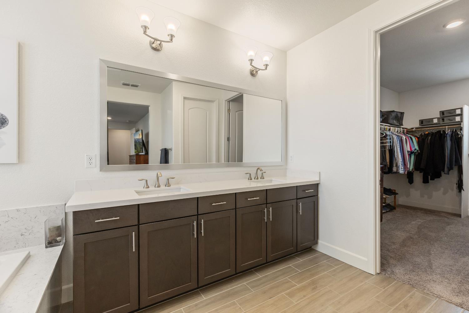 4056 Swing Way