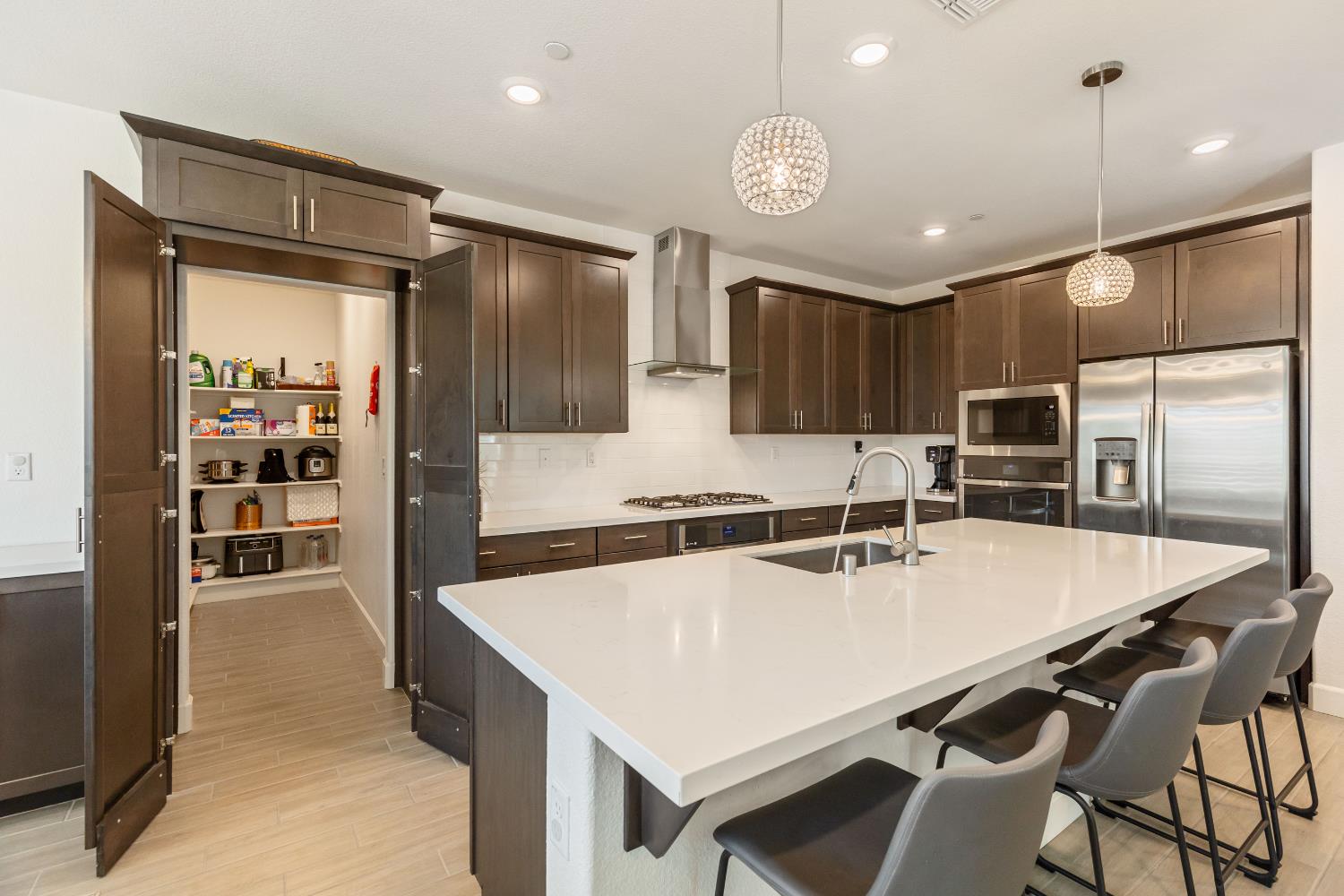 4056 Swing Way