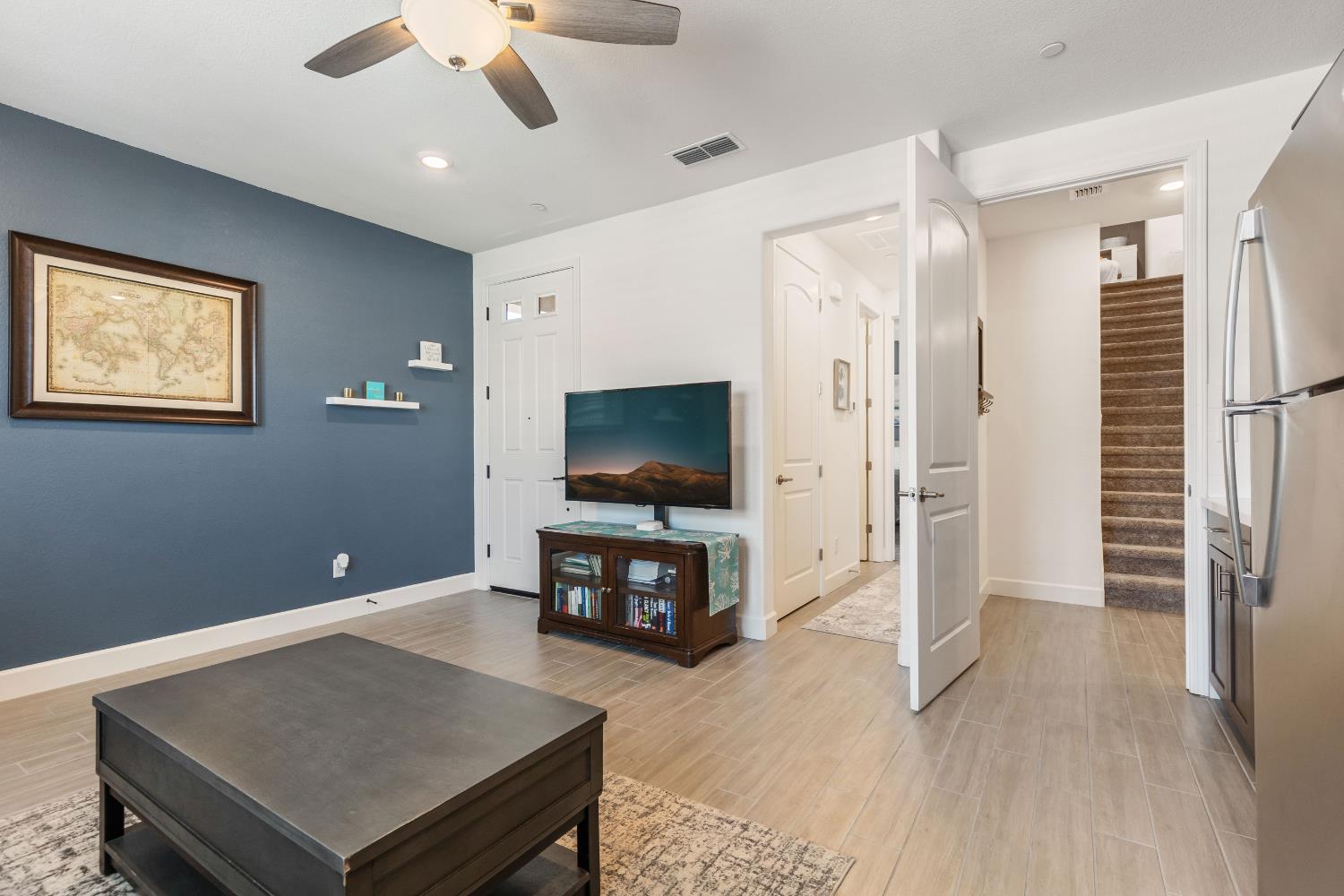 4056 Swing Way