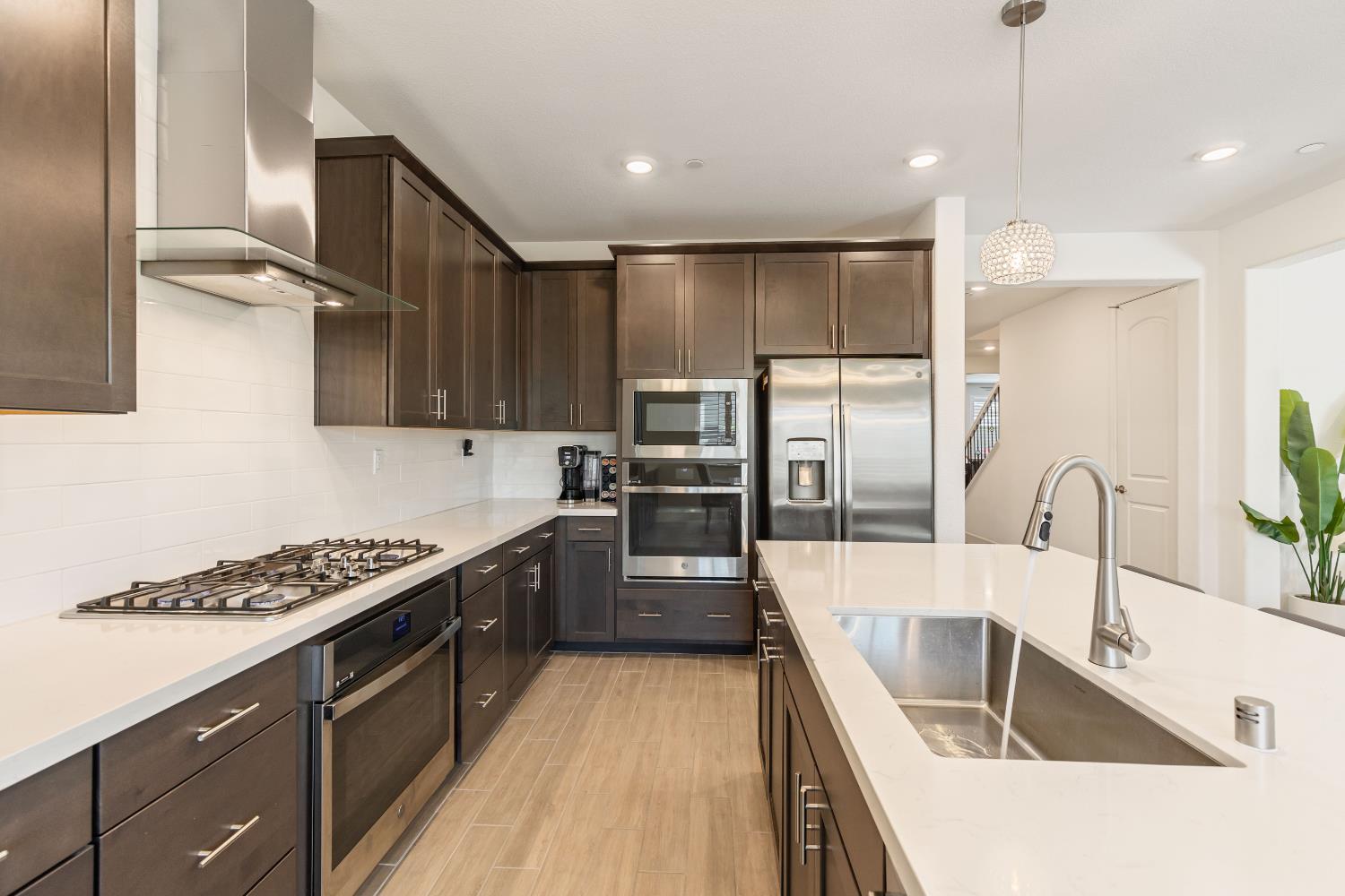 4056 Swing Way
