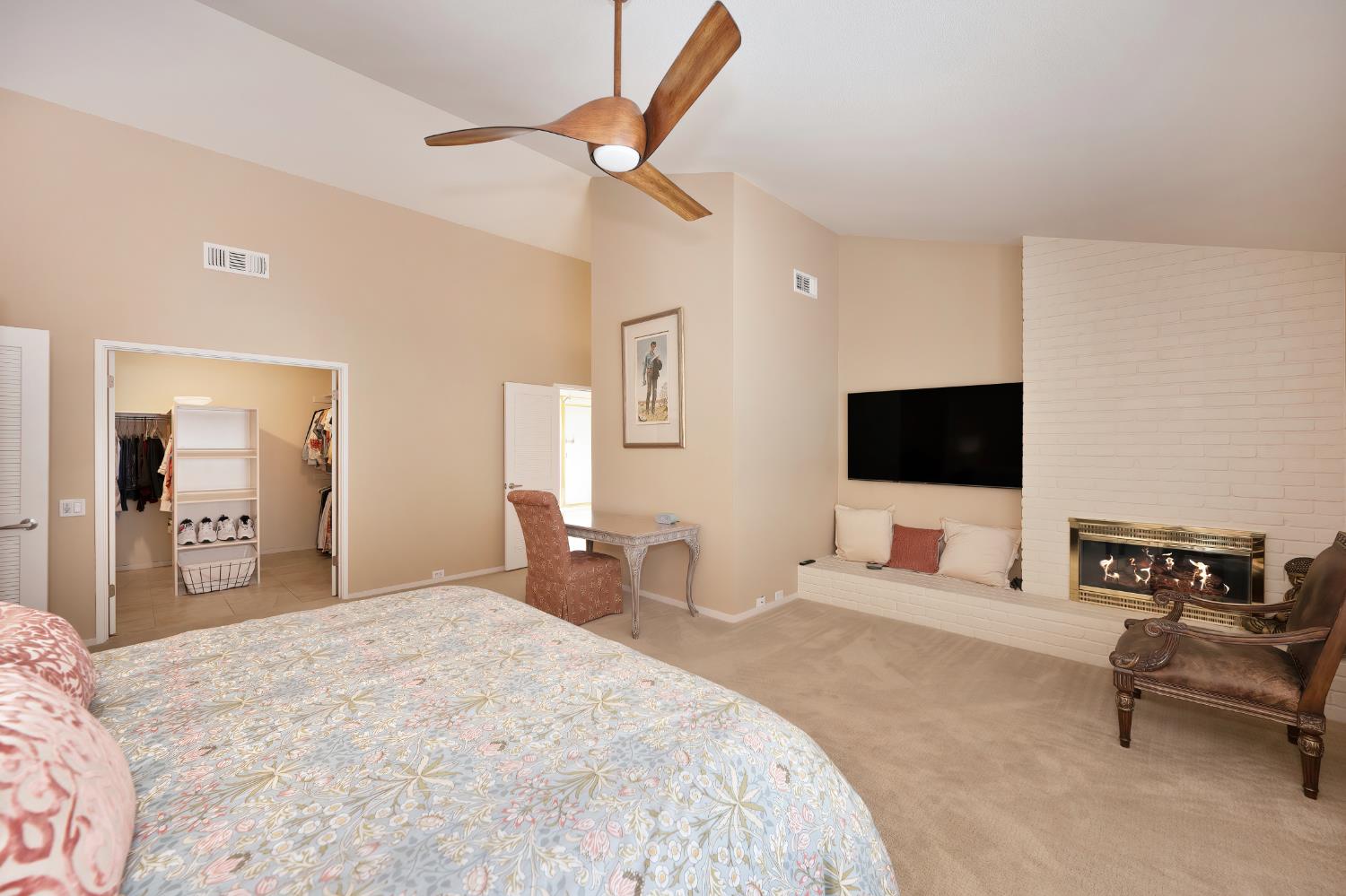 2139 Dame Shirley Way