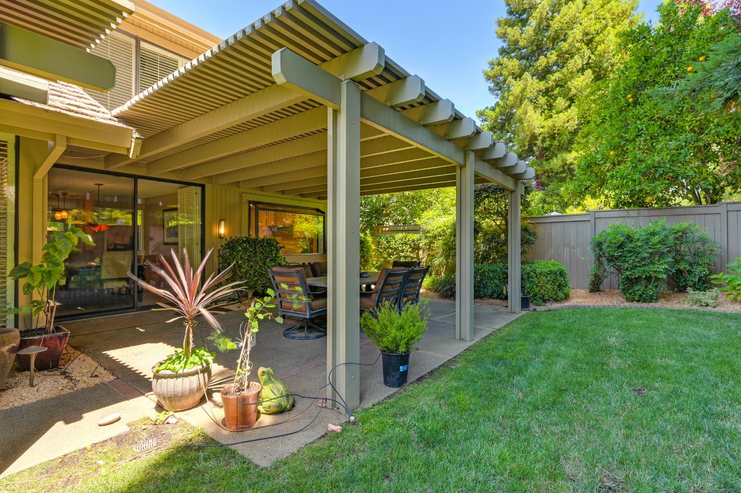 2139 Dame Shirley Way