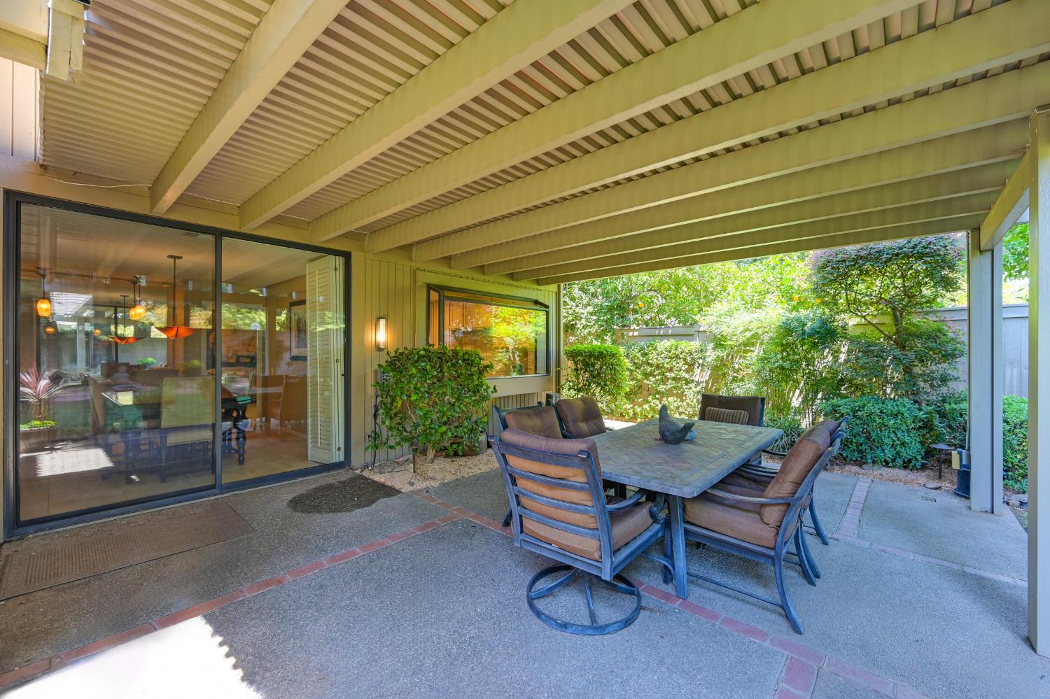 2139 Dame Shirley Way