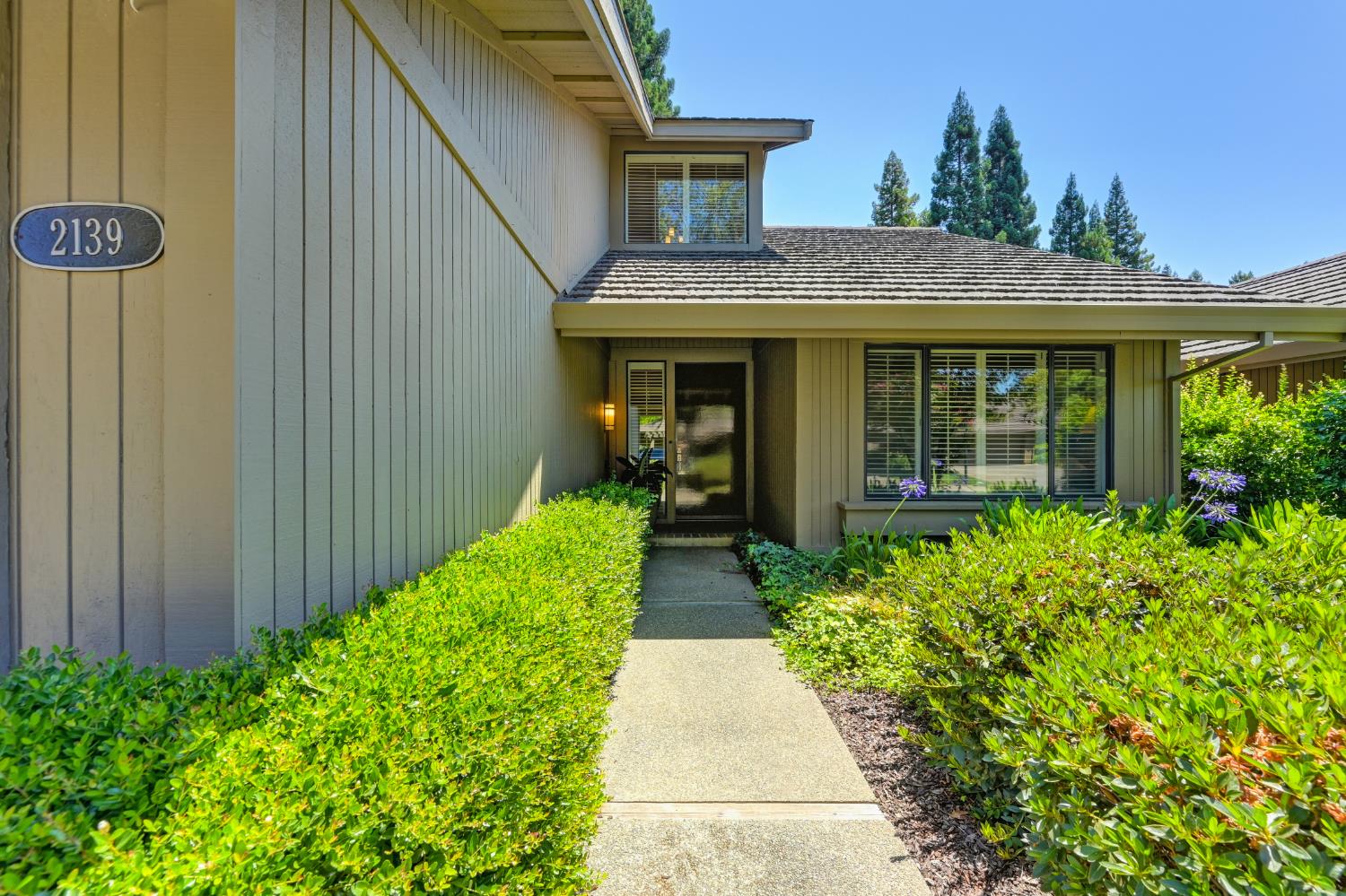 2139 Dame Shirley Way