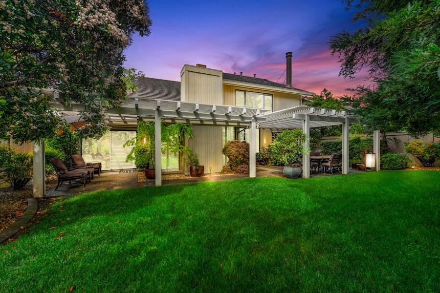 2139 Dame Shirley Way