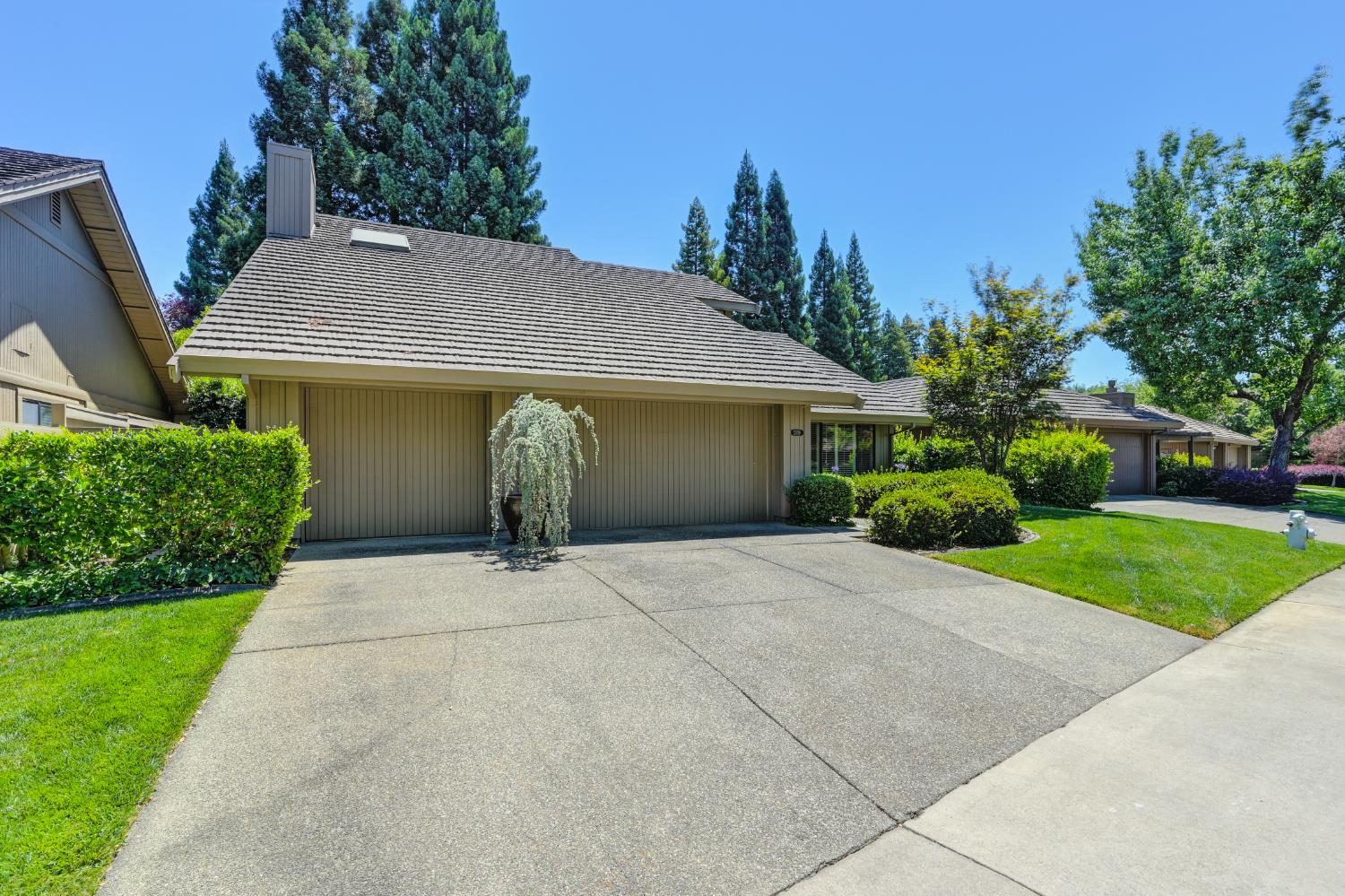 2139 Dame Shirley Way