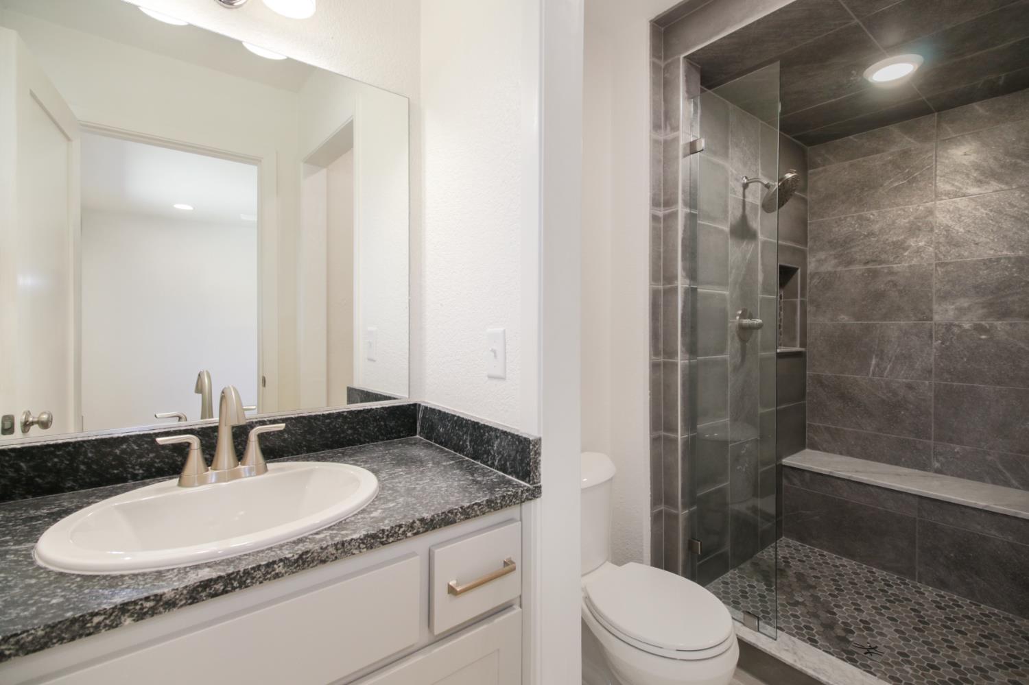 3478 Nut Plains Drive