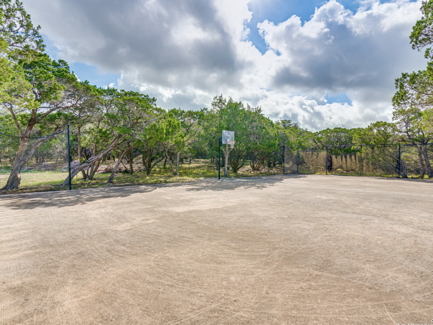 259 Forest Ridge