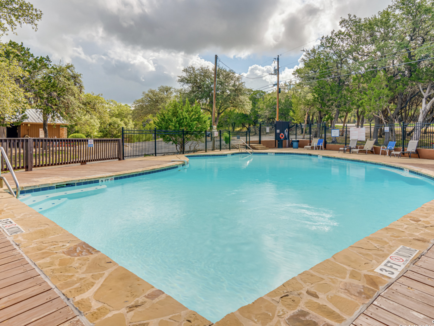 259 Forest Ridge